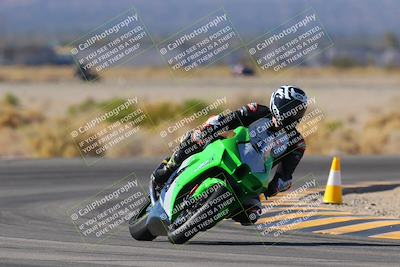 media/Dec-10-2023-SoCal Trackdays (Sun) [[0ce70f5433]]/Turn 4 (1145am)/